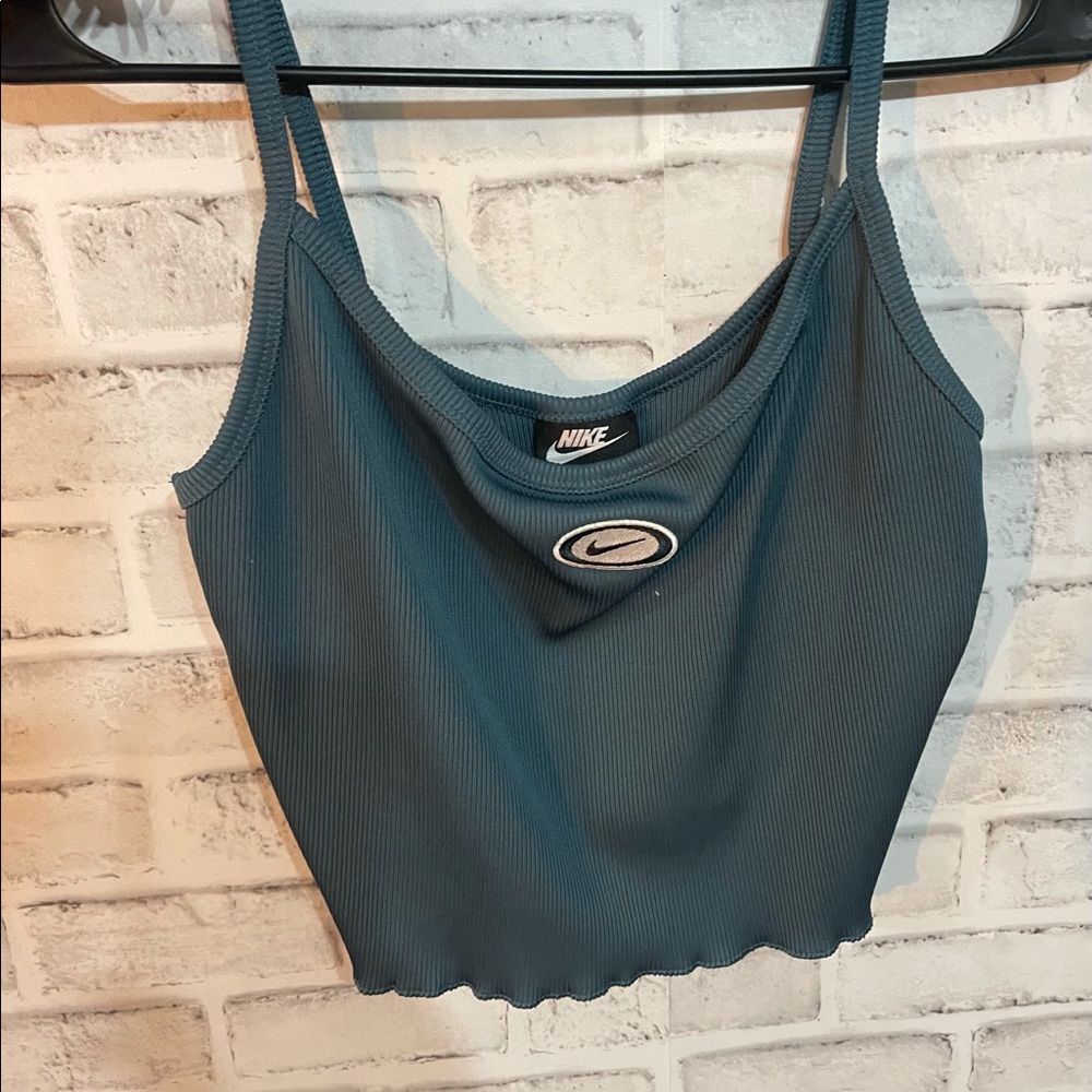nike tank